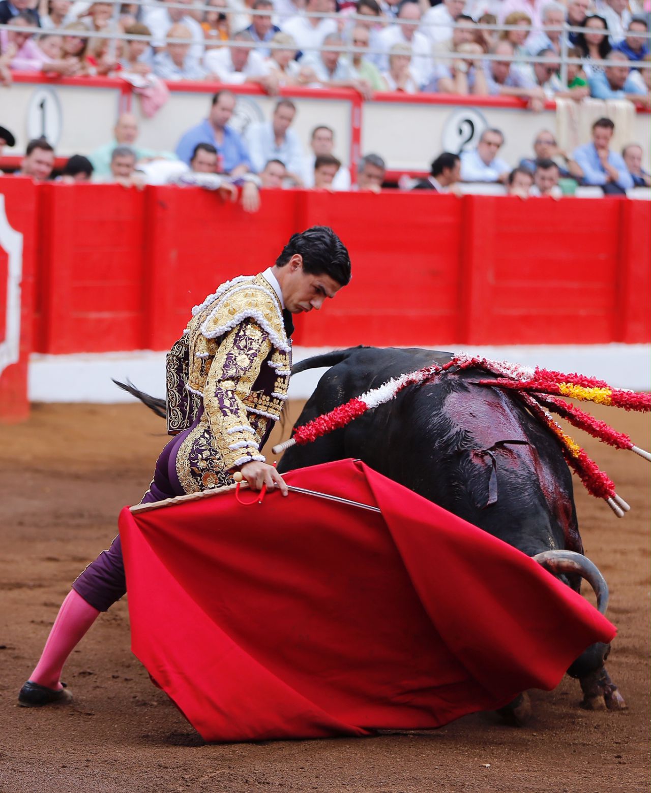 Y Pablo Aguado @Pablo_Aguado, sangre pasiega, toreó al son de Caridad del Guadalquivir en la capital de La Montaña