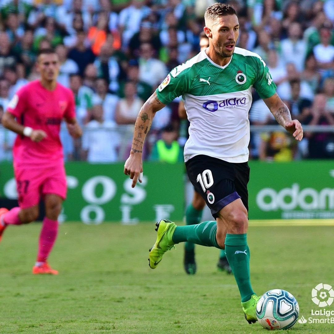 Racing-Málaga: penalti no pitado a Álvaro Cejudo @CEJUDO16 @realracingclub