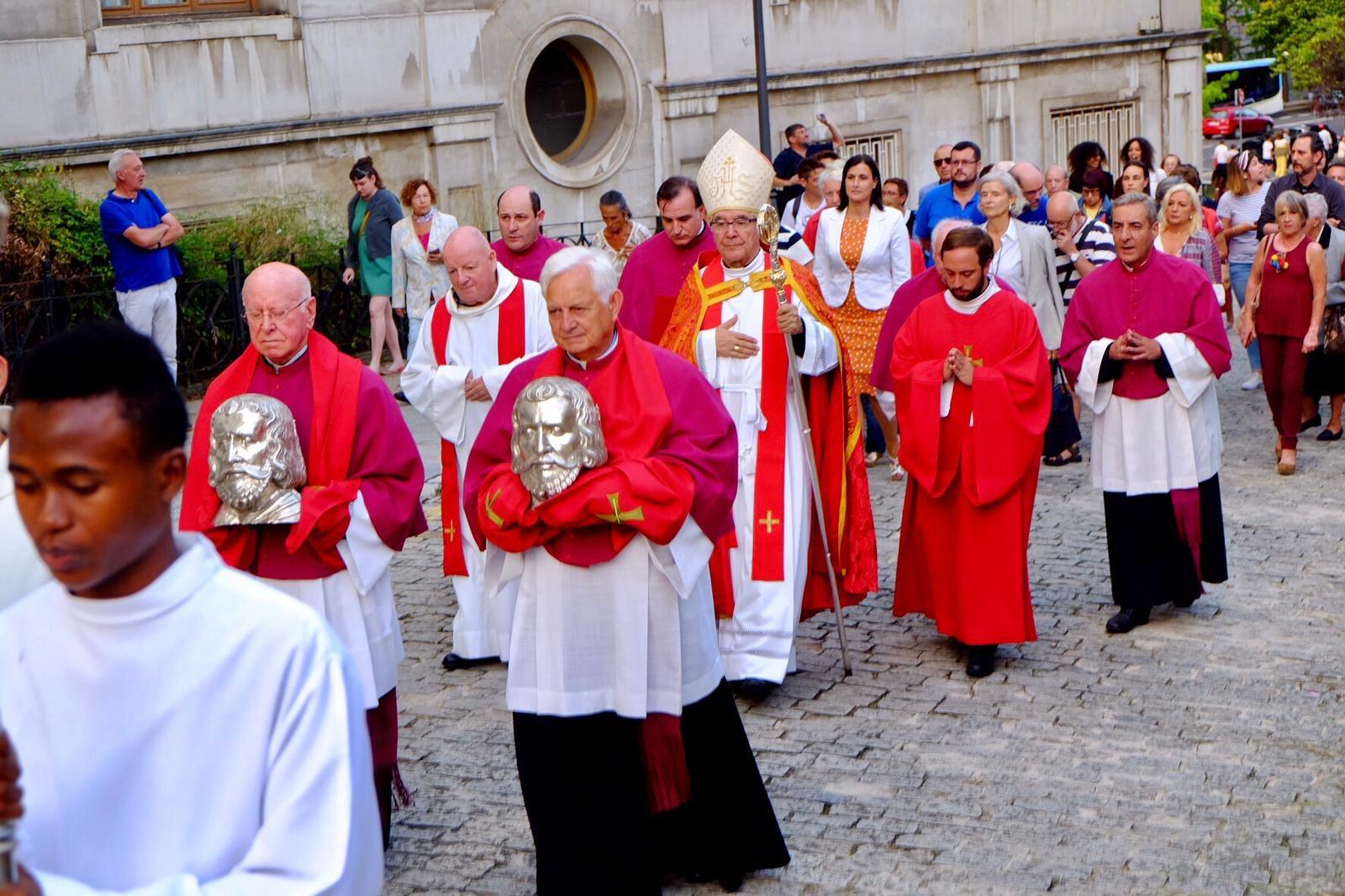 Traslado de las reliquias de San Emeterio y San Celedonio a la Catedral